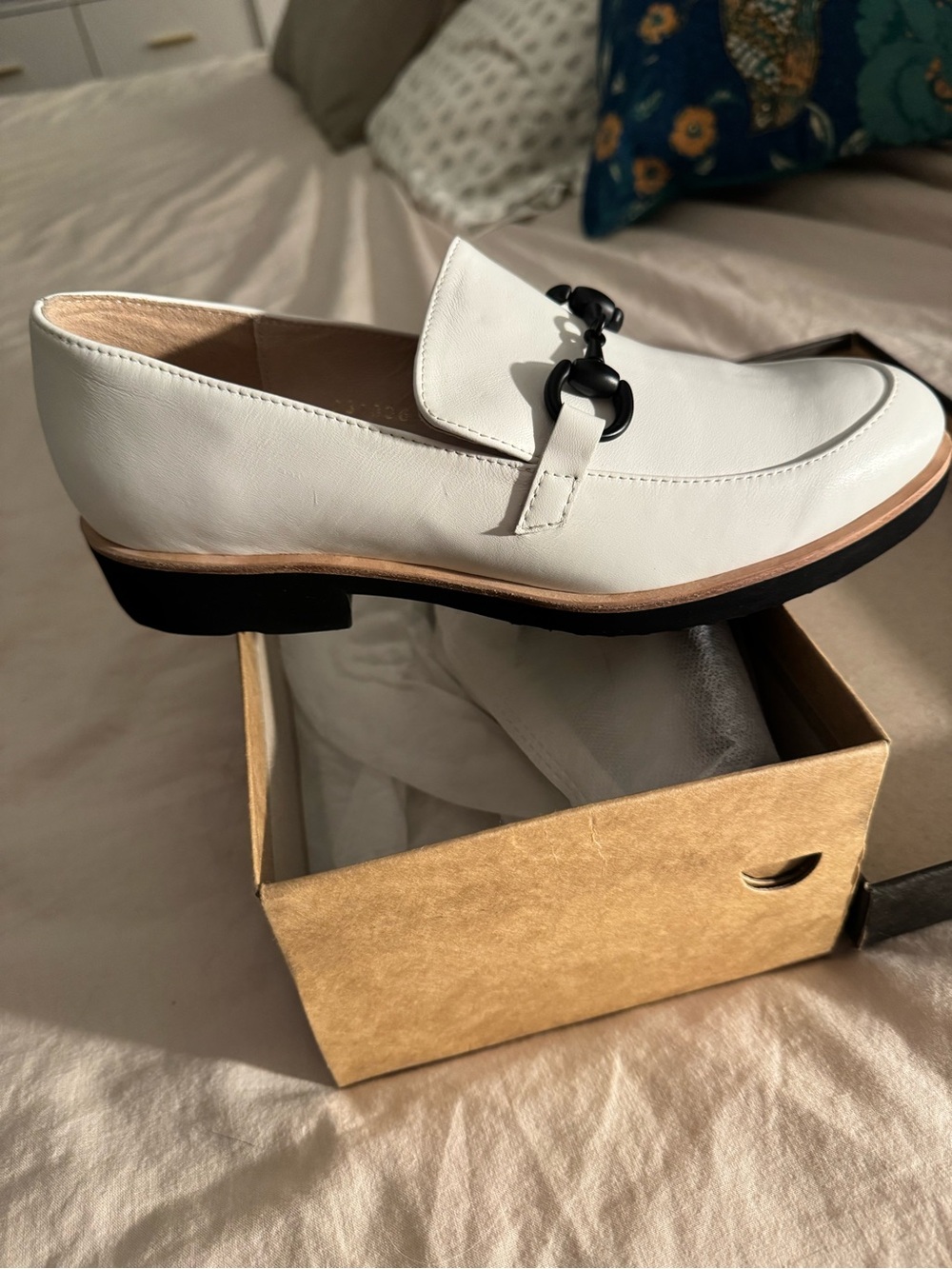 ALL BLACK White Leather Womens Link Slip-On Loafers with Black Accent NIB